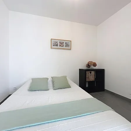 Дом отдыха Les Embruns By Interhome *