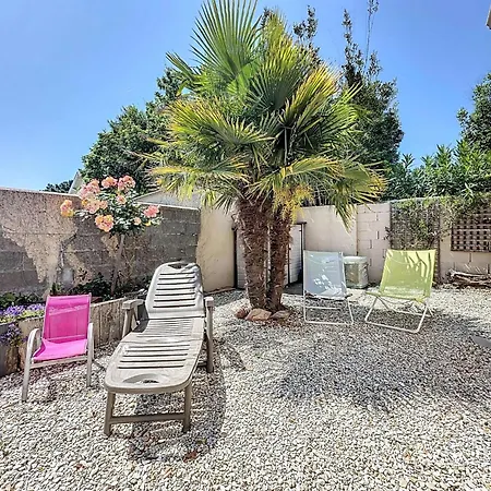 Дом отдыха Les Embruns By Interhome Ла-Бернери-ан-Рец