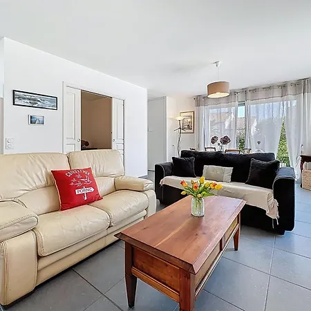 Дом отдыха Les Embruns By Interhome Ла-Бернери-ан-Рец