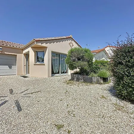 Les Embruns By Interhome Ла-Бернери-ан-Рец