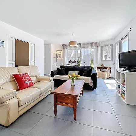 Les Embruns By Interhome *