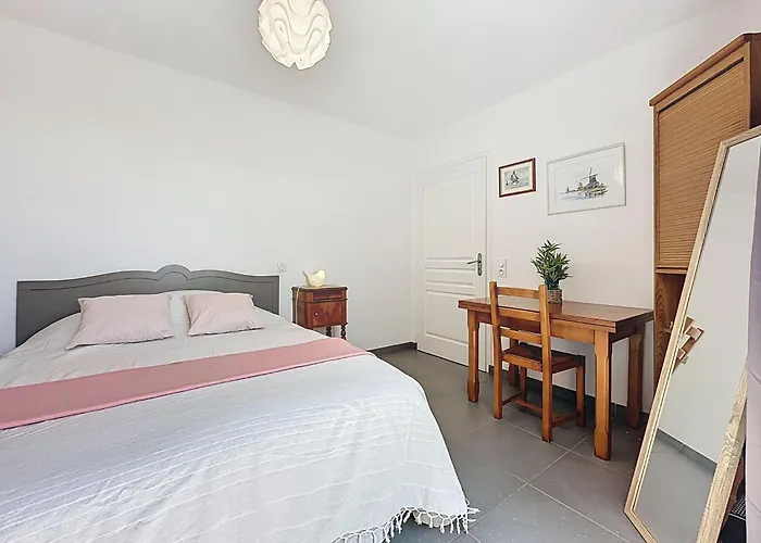 Les Embruns By Interhome La Bernerie-en-Retz