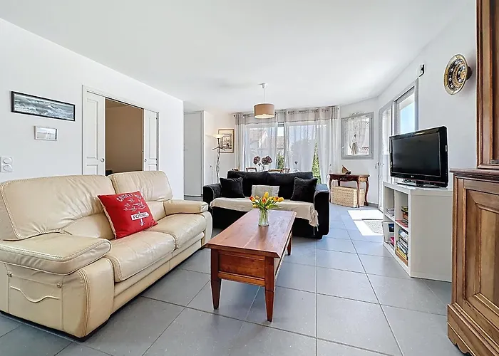 Les Embruns By Interhome *